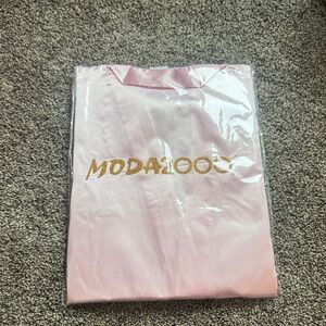 Moda 2000 Pink Satin Fabric & Duffle bag